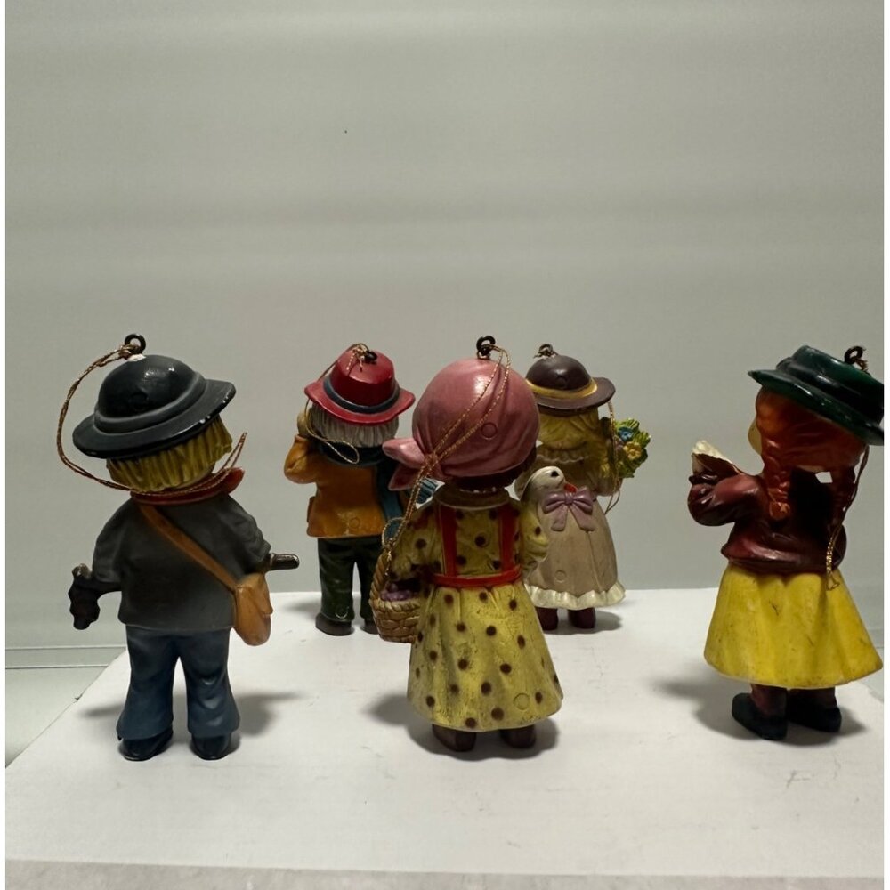 Vintage Bradford Boy & Girl 5 Figurine Ornaments With Hats & Accessories 80s - Picture 4 of 6